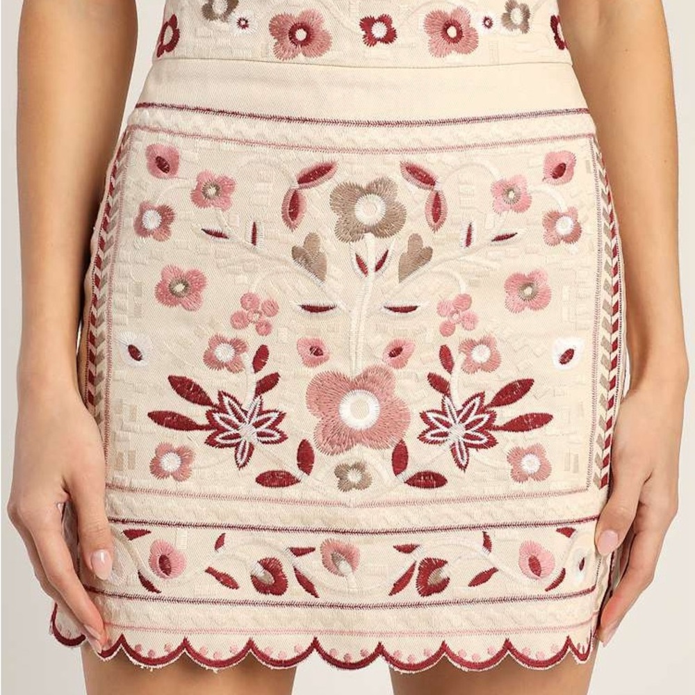 Lulu's Floral Embroidered Mini Skirt - Cream and Pink